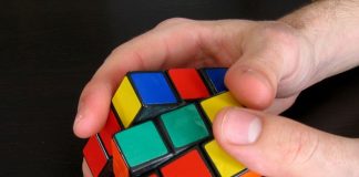 Bí kíp giải Rubik cực chuẩn