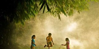 Kể về một kỉ niệm với người bạn tuổi thơ làm em nhớ mãi lớp 8