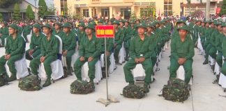 Nhập ngũ