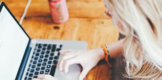 Tạo hồ sơ năng lực bằng Google Docs