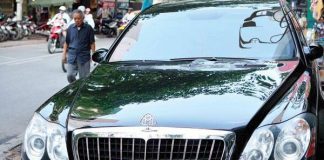 xe biển ngoại giao